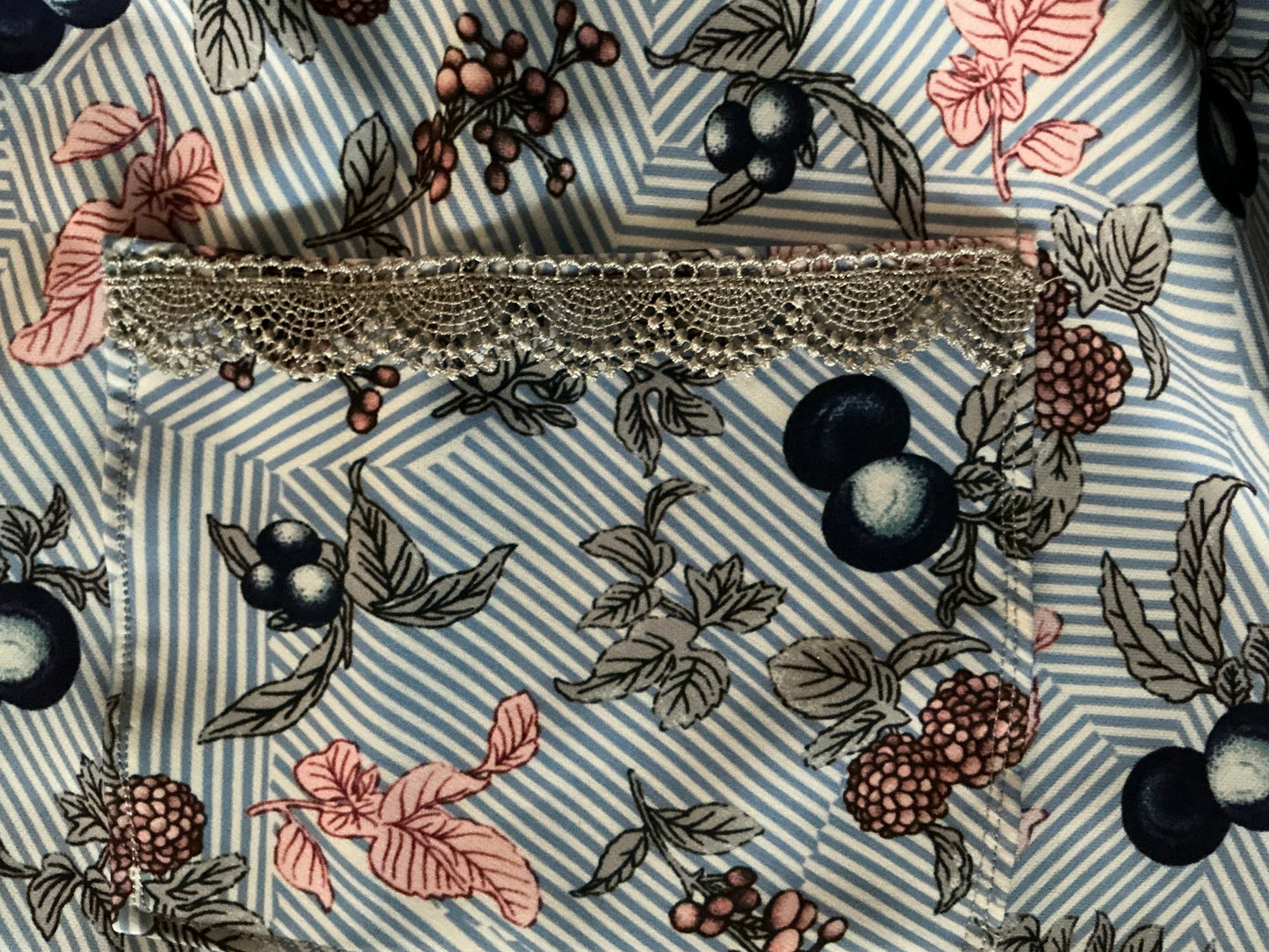 Tablier Bleu Myrtille – Élégance profonde