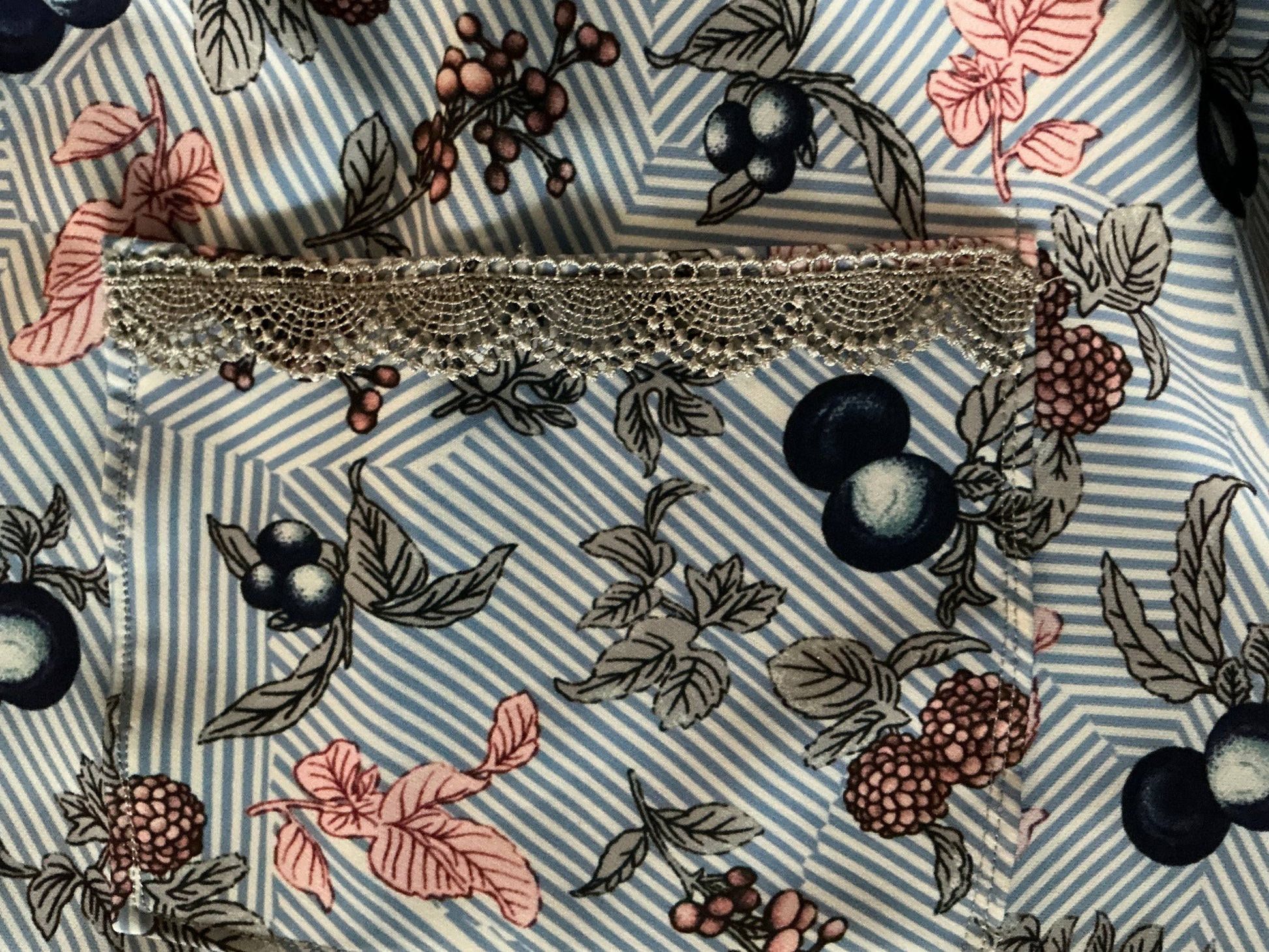 Tablier Bleu Myrtille – Élégance profonde